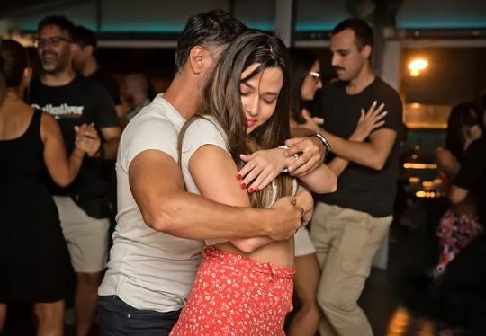 Bachata dancing in Medellín