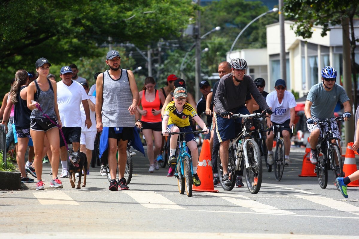 Ciclovia — Medellín's weekly car-free streets