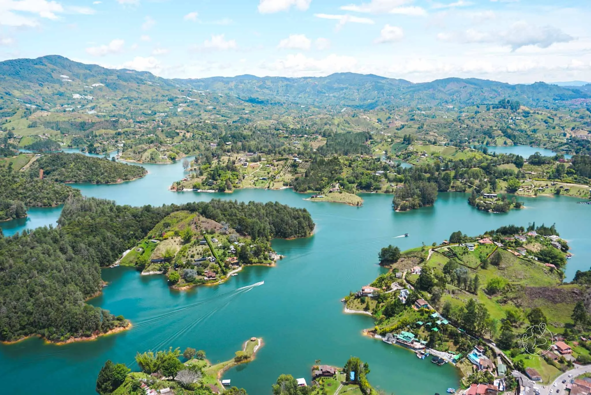 Guatapé reservoir, 1.5 hours from Medellín